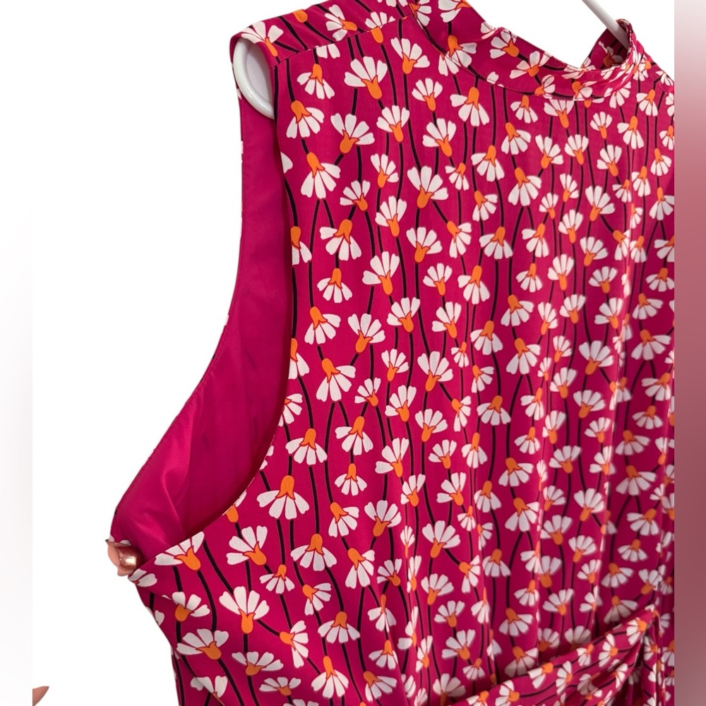 Women’s—Anne Klein Bright Magenta Sleeveless V-Neck Belted Maxi Dress. Size XL. - Picture 6 of 16